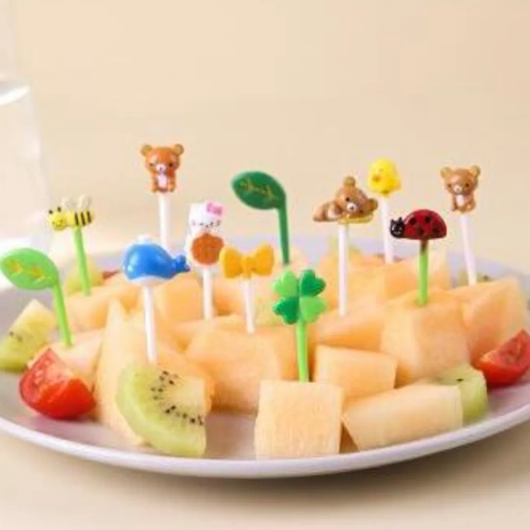Mum Made Yum - Food Picks - Animal Garden (12 Pieces)